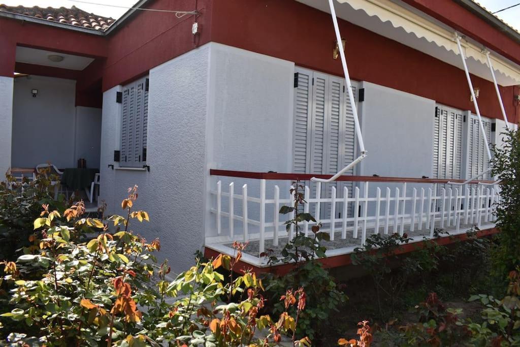 Rose'S House Apartment Trikala  Exterior photo